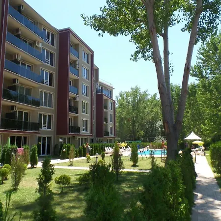 Апартамент Studio In Vip Park Слънчев бряг